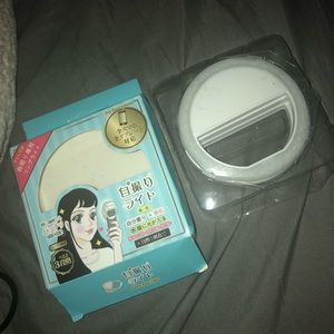 ‼️SOLD‼️ Clip on Ring Light